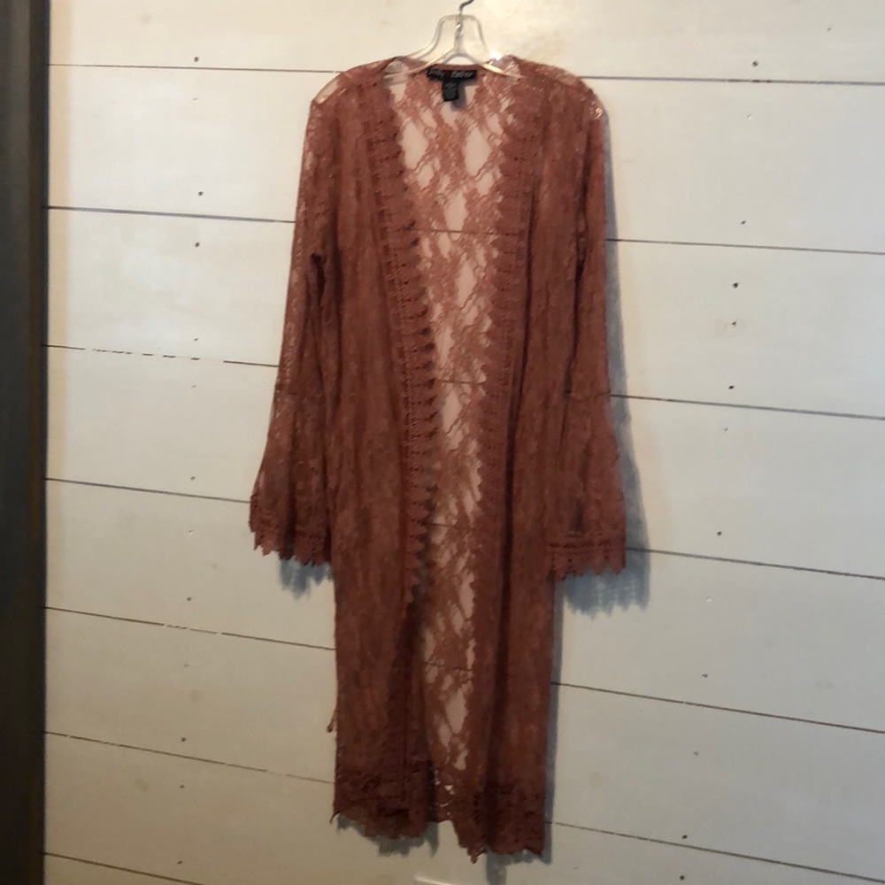 Smoky pink lacy duster size large